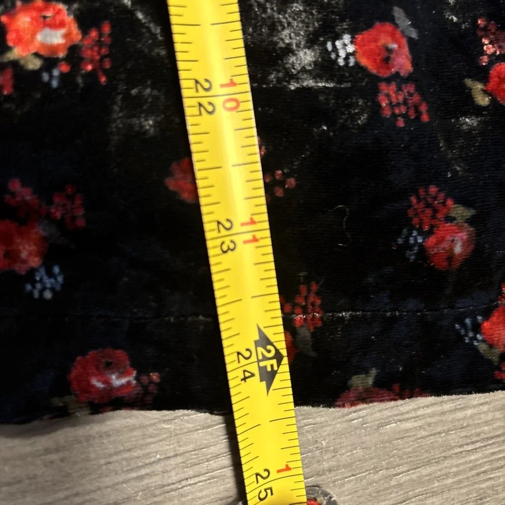 Loft Velvet Top Womens S Floral Whimsigoth‎ Dark Cottagecore Puff Sleeve Goth